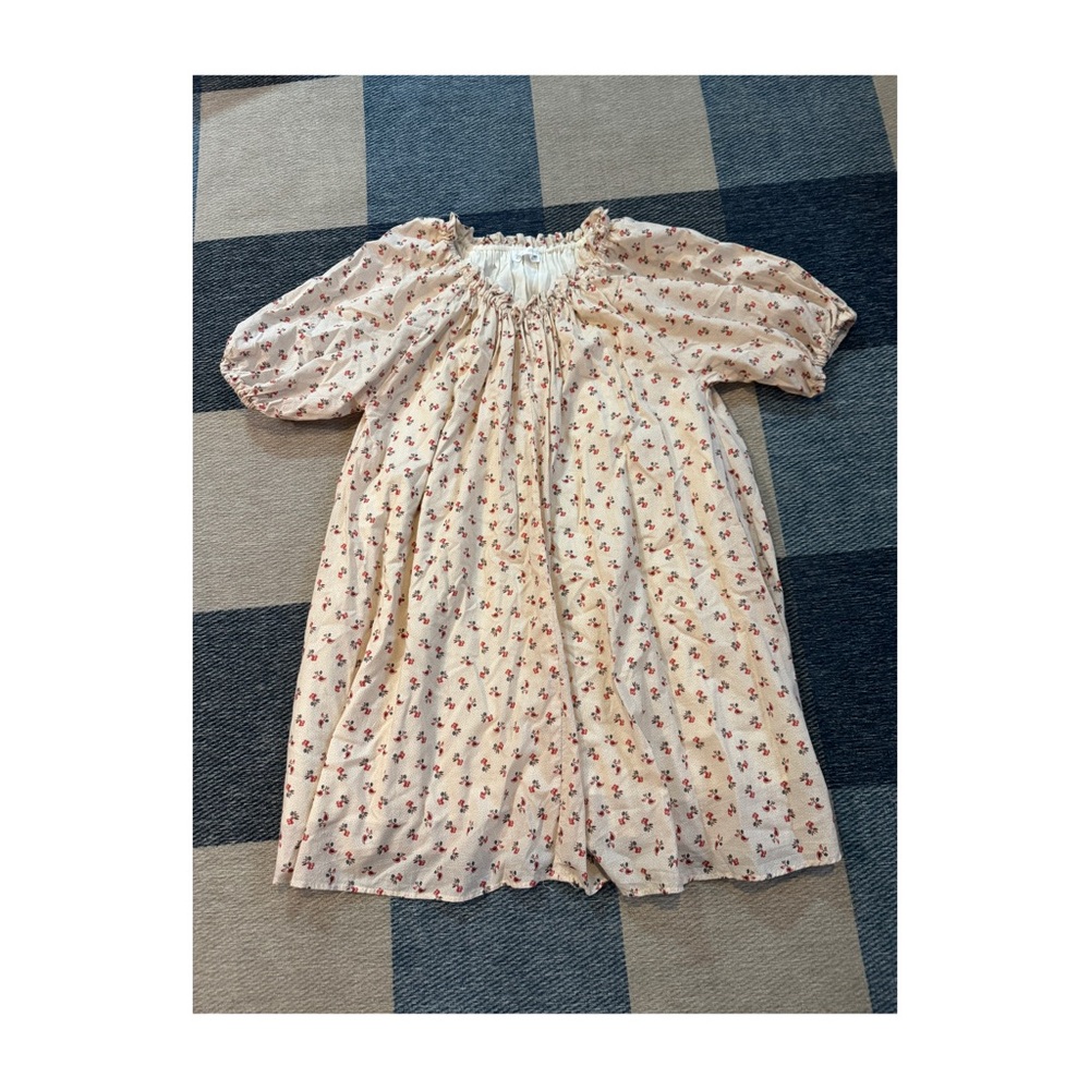 Zara girls Floral Print Dress with Puff Sleeves size 13-14 runs small